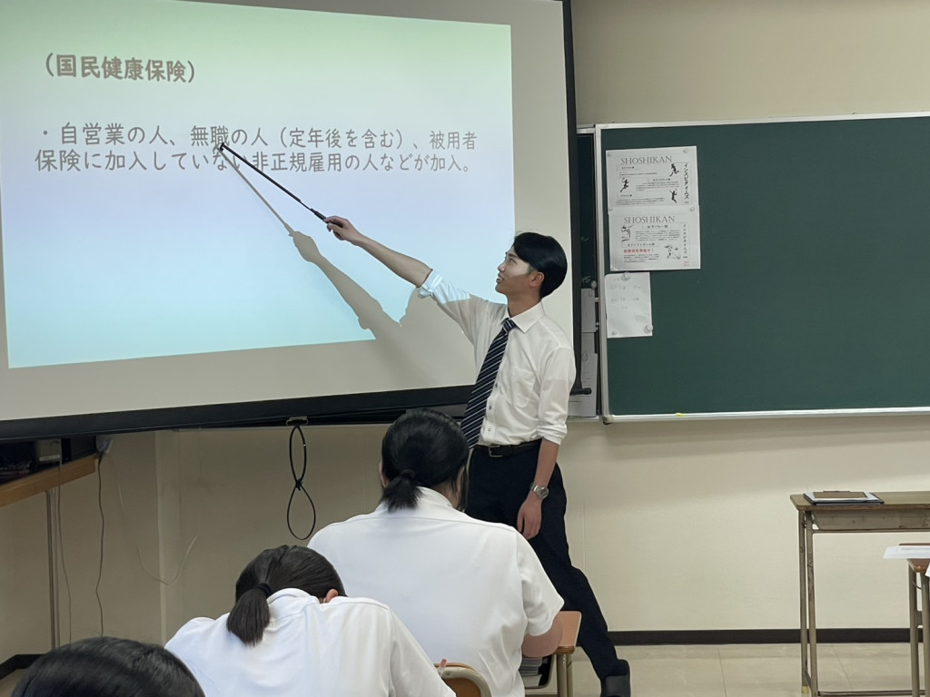 教育実習生が来ました！
